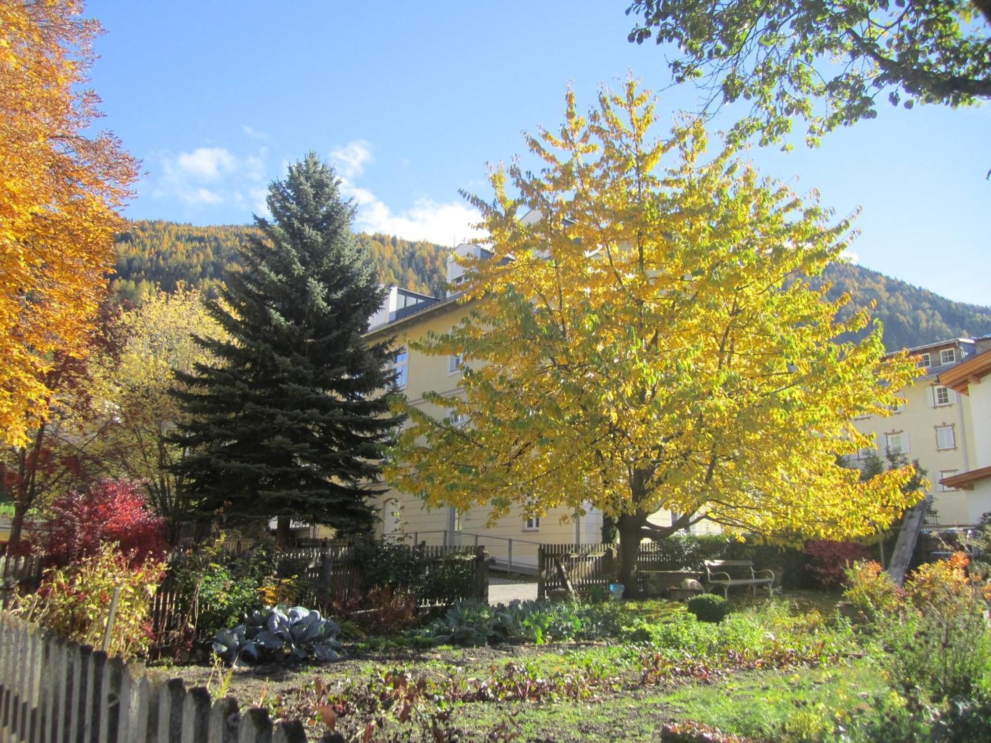 Residence Zum Theater Colle Isarco Buitenkant foto
