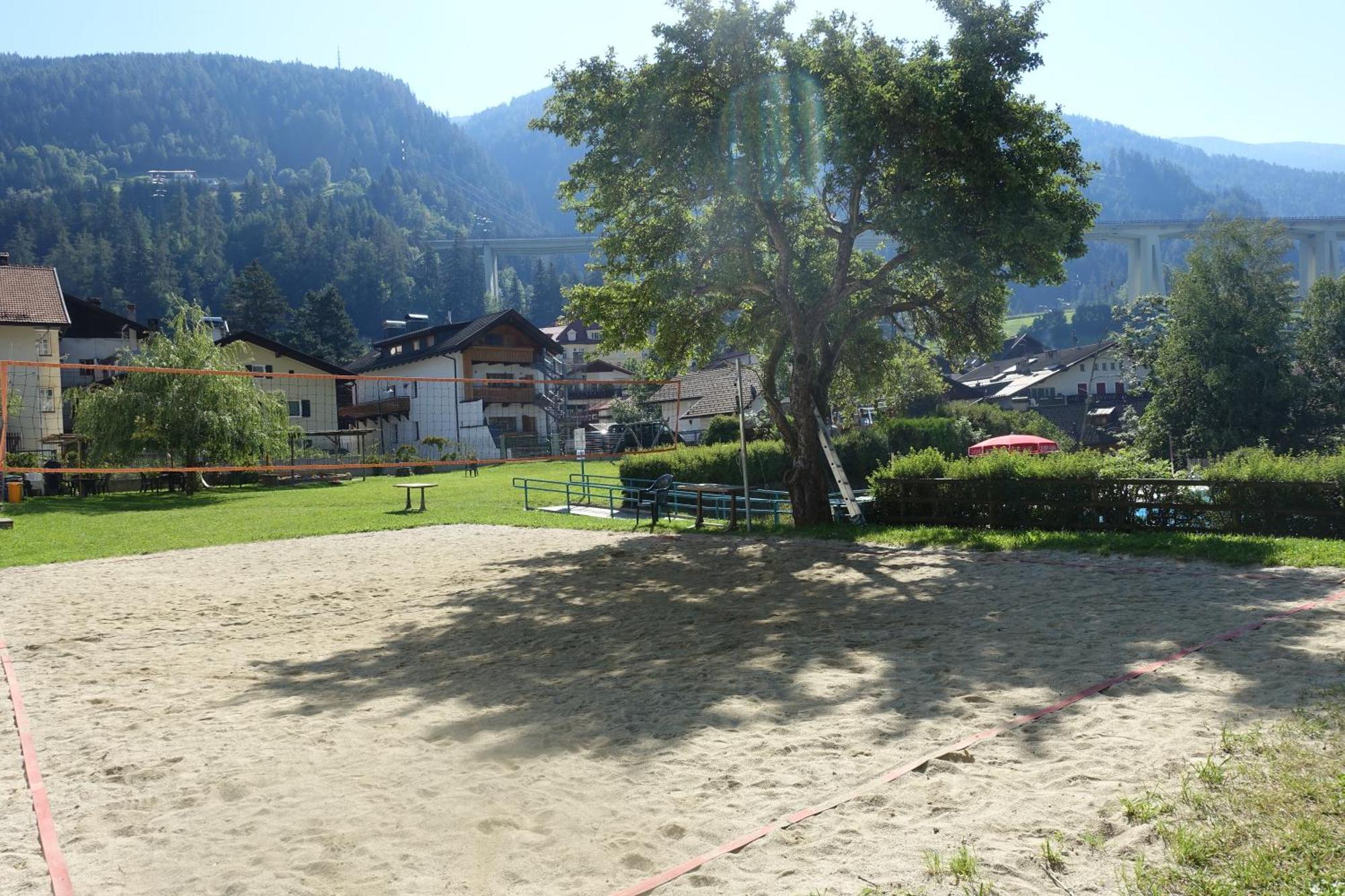 Residence Zum Theater Colle Isarco Buitenkant foto